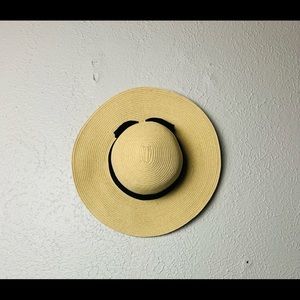 NWT women’s sun hat